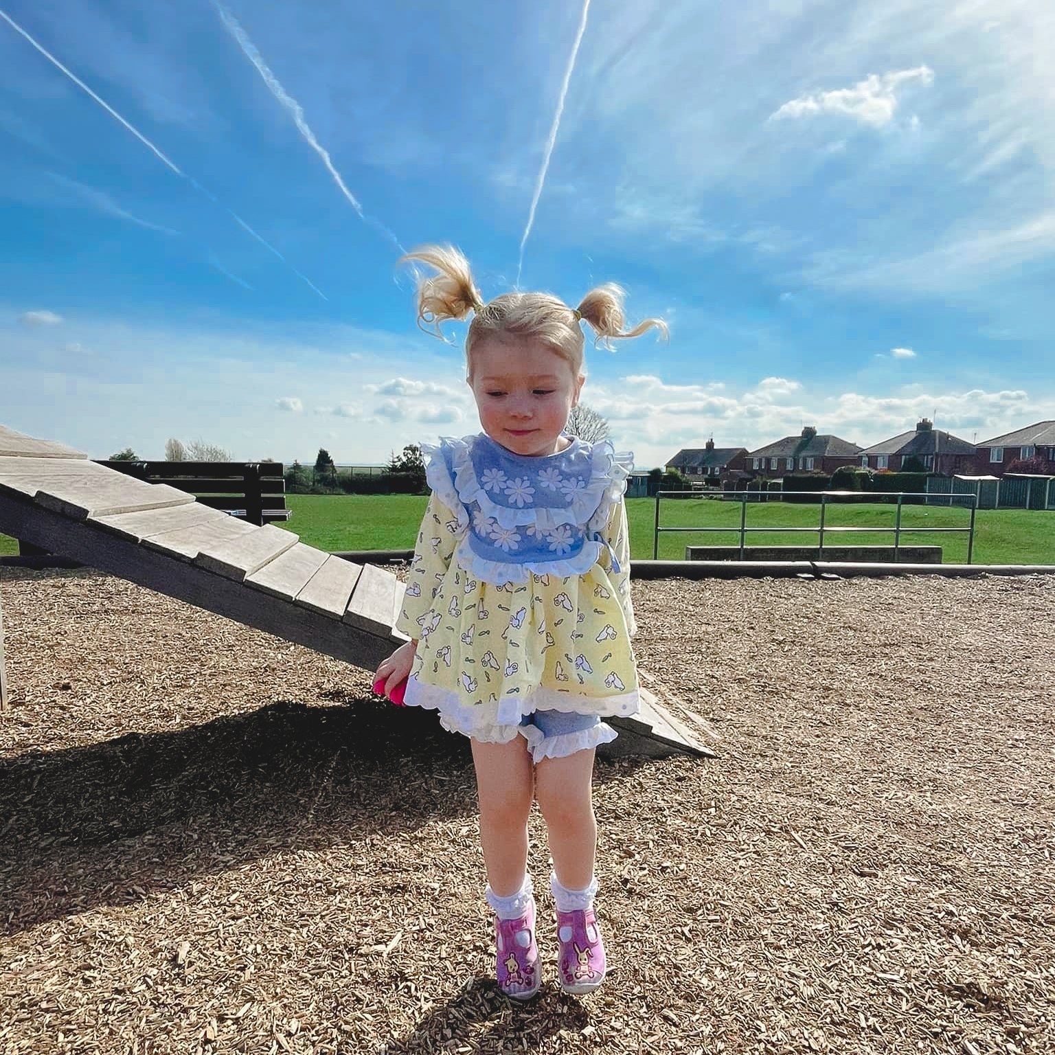 Arya BUNDLE: Arya dress & Ruffle Bib