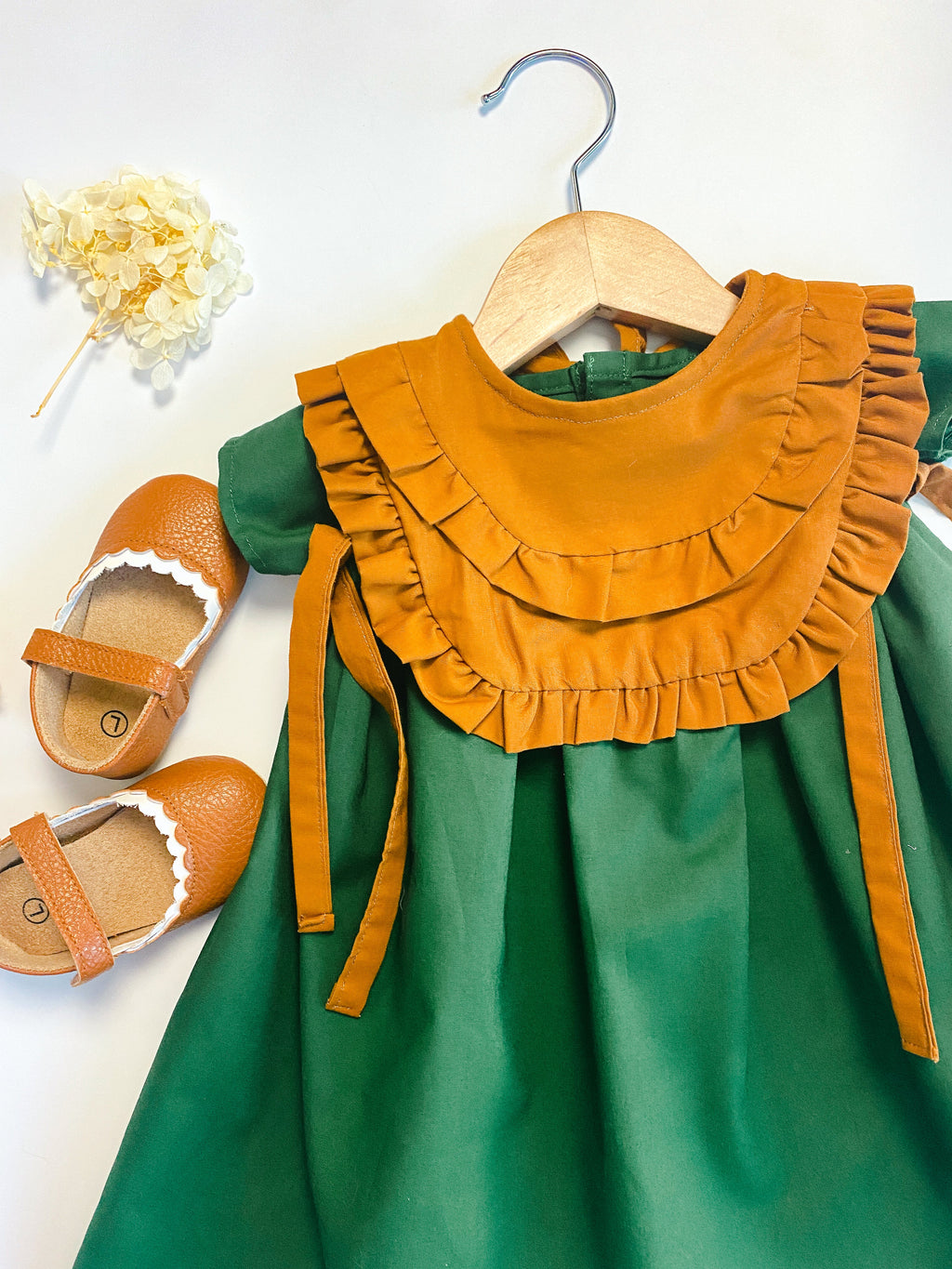 Arya BUNDLE: Arya dress & Ruffle Bib