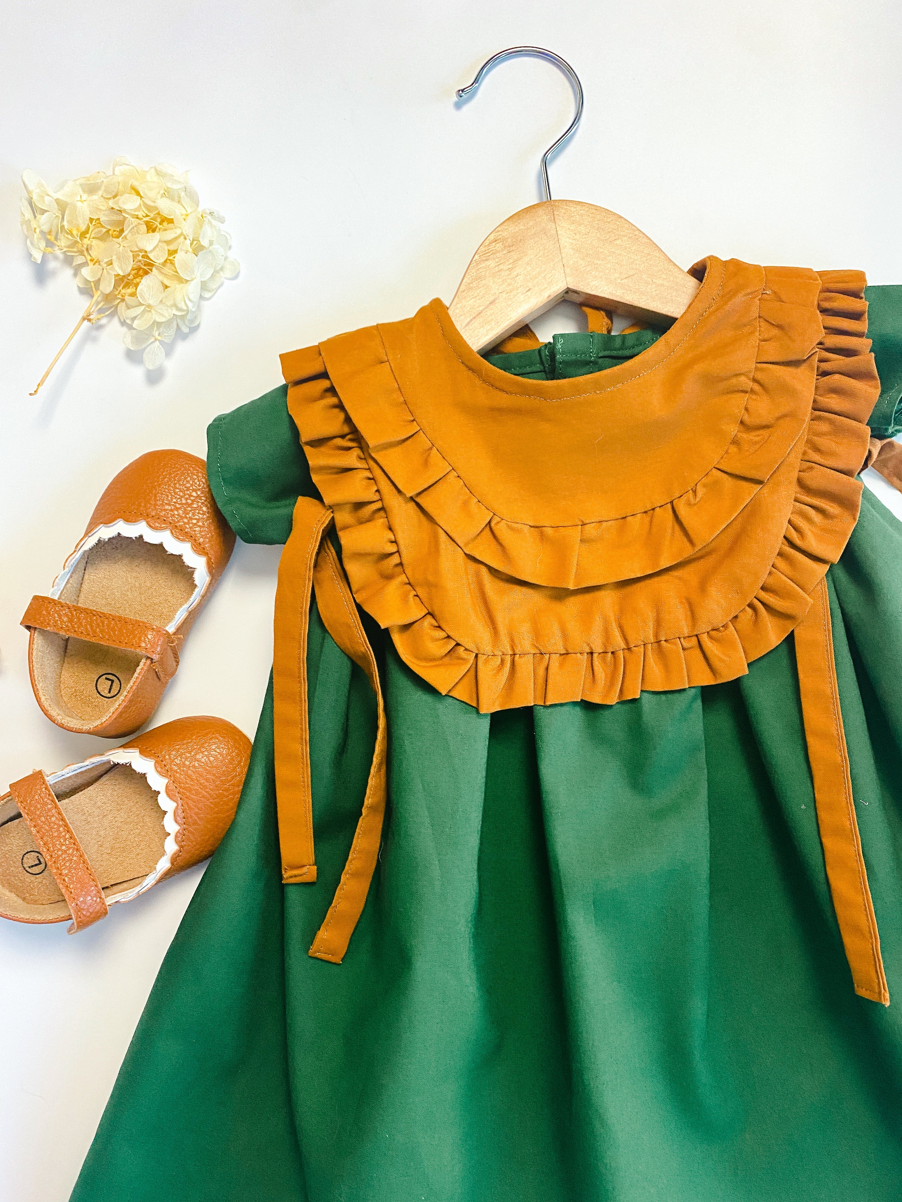 Arya BUNDLE: Arya dress & Ruffle Bib